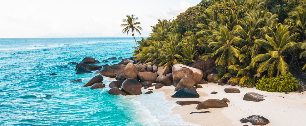 NIVA LABRIZ SEYCHELLES - Silhouette